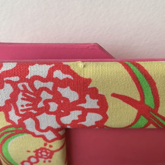 Lilly Pulitzer Printed Frame - Picture 12 of 12